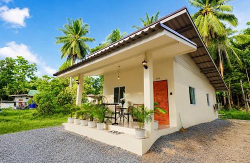 Srithanu House | Casa Alma - 2BR - 3 min ZenBeach - Garden View