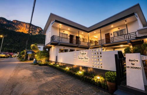 Don Sak Hotel | Nangkam Boutique House