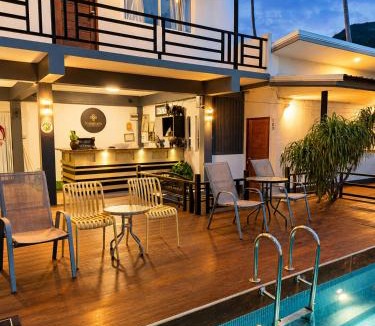 Don Sak Hotel | Nangkam Boutique House