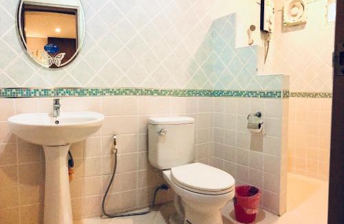 Saen Suk Hotel | เก็บตะวัน รีสอร์ท
