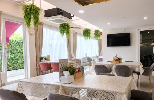 Ban Thung Sukla Hotel | Christella Hotel Laemchabang