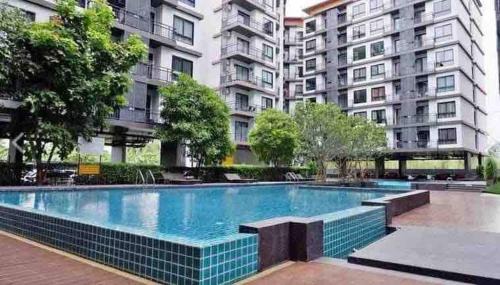Saen Suk Apartment | Living avenue condominuim
