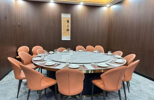 Nong Rai Hotel | Chonburi Grand Hotel 春武里大酒店