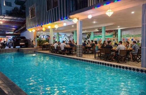 Vang Vieng Bed & Breakfast | Vang Vieng Golden Dragon House