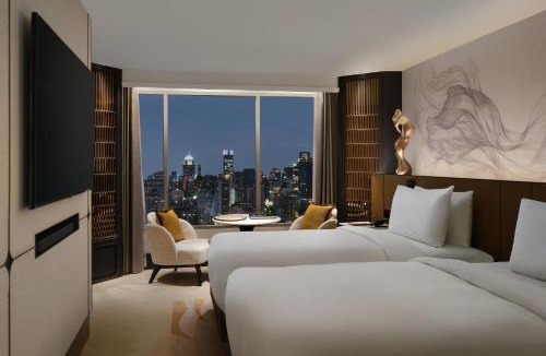 Bangkok Central Business District Hotel | Fairmont Bangkok Sukhumvit