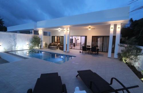 Hua Thanon Villa | AVANA Villa