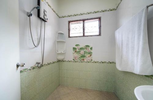 Chumphon House | Chaikao Mountain View Retreat - Family pool villa