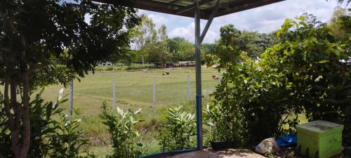 Bung Khong Long House | บ้านตานายาย