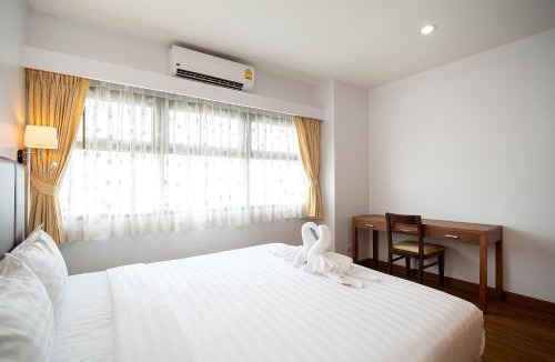 Bang Na Hotel | Lasalle Suites Hotel & Residence