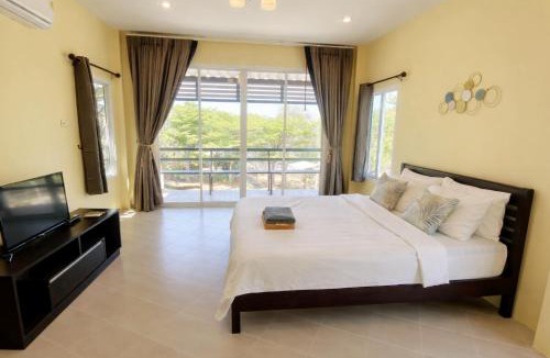 Ko Sichang Hotel | Koniix Garden Cottage Ko Sichang