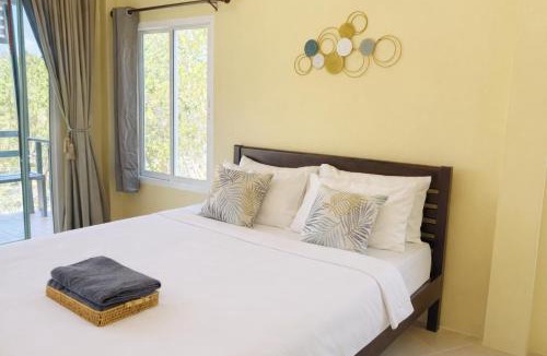 Ko Sichang Hotel | Koniix Garden Cottage Ko Sichang