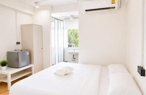 Ratchadaphisek Hotel | Sukhum Ratchada Sutthisan