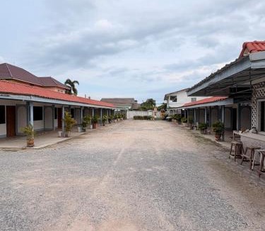 Sattahip Hotel | ฤทัยลอดจ์