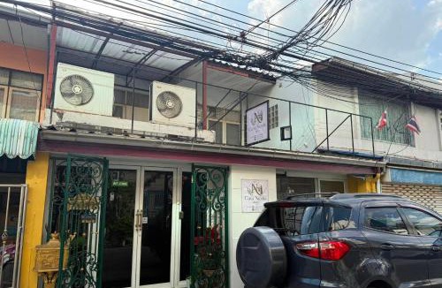 Rama 9 House | Casa Nicola BKK