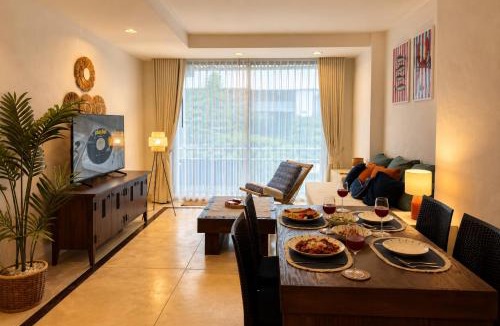 Khao Tao Apartment | Hua Hin Beach Front Condo - Med style Suite Room
