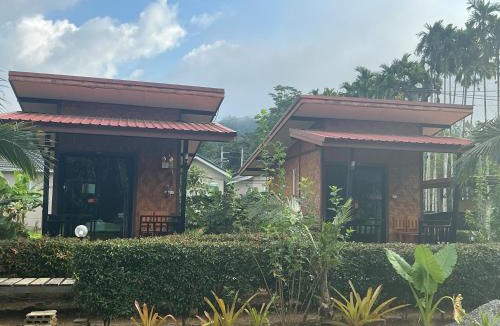 Khlong Sok House | KhaoSok blue mountain