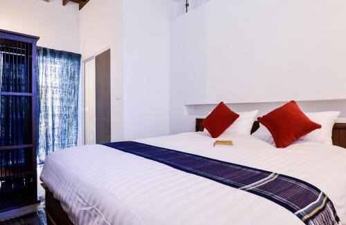 San Chao Pho Suea Bed & Breakfast | Neighbor Phuthon