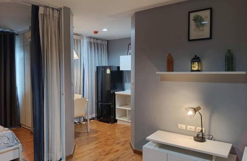Krathum Baen Apartment | Condo Tulip Square at Aomnoi
