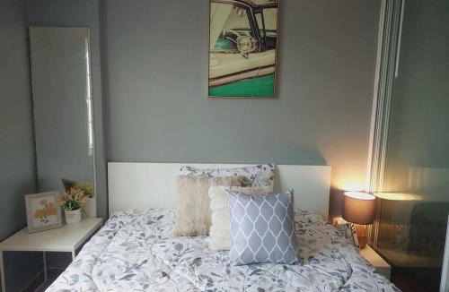 Krathum Baen Apartment | Condo Tulip Square at Aomnoi
