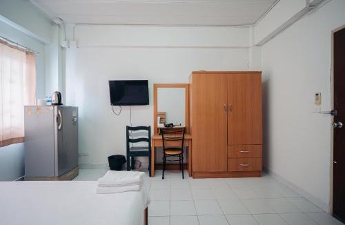 Saen Suk Apartment | Oh My Nap Bang Saen โอ มาย แนป หาดบางแสน
