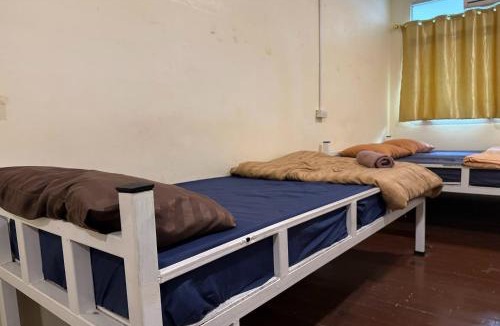 Chana Songkhram Hostel | The House Hostel