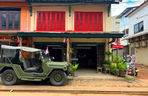 Pakse Hostel | Via Pakse Hostel & Cafe