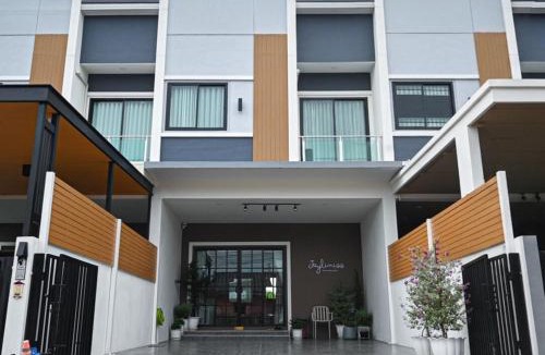 Khon Kaen Apartment | JaylinissMidtownKKC 3BR 3BA