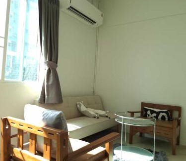 Bang Kho Laem Apartment | Chao Phraya House Near BTS & Asiatique
