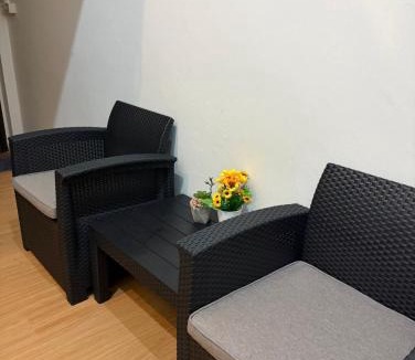 Talat Nuea Apartment | Phuket Hostel at Town
