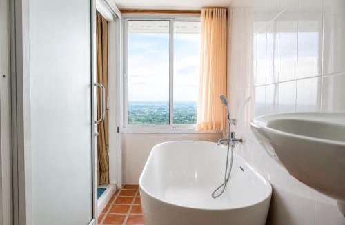 Chawang Hotel | A View Khao Soon อ่ะวิวเขาศูนย์
