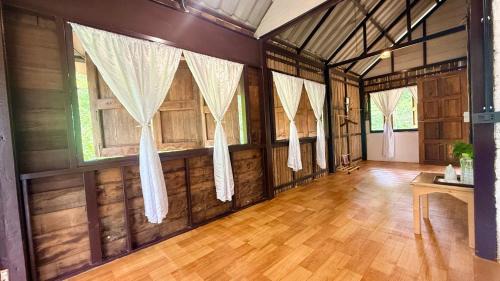 Mae On House | Mon Mai Lua House , Mae On Chiang Mai