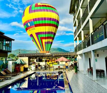 Vang Vieng Hotel | Santara Hostel