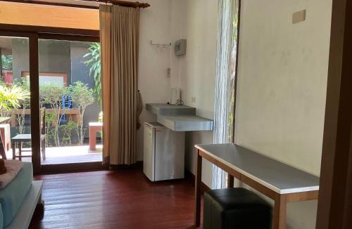 Hua Thanon Hostel | Ananas Samui Hostel