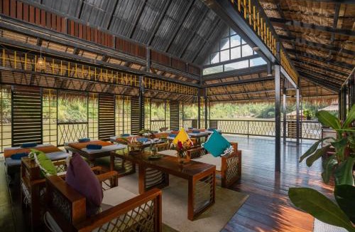 Tha Sao Resort | The Float House River Kwai