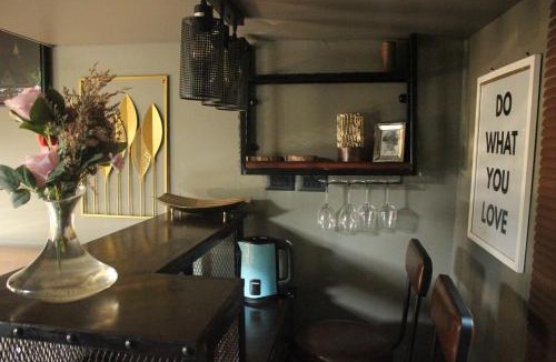 Phasi Charoen Hostel | Do Dee cafe