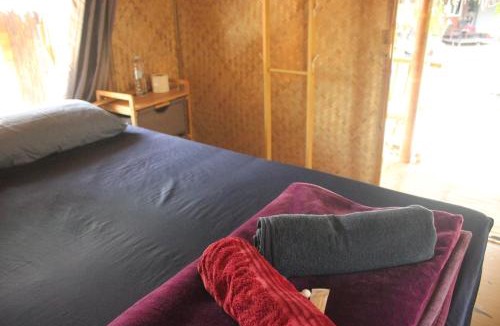 Phasi Charoen Hostel | Do Dee cafe