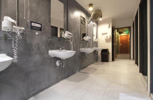 Chom Phon Hotel | MyBed Ratchada