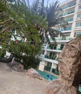 South Pattaya Apartment | Amazon Condo, Building B, ground floor with direct pool access