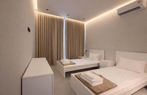 Wok Tum Villa | AVA Axis Villa