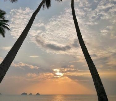 Thong Krut Resort | Samui Land Haven
