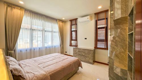 Samut Sakhon Villa | Modern Private Pool Villa Kathu Newly Renovated I Soulful Stay Phuket