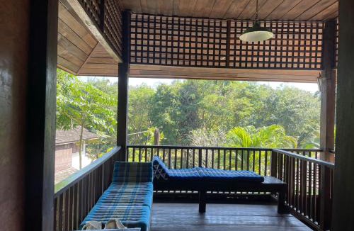 Mae On House | Baan Hugnam Homestay - แม่ออน