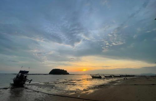 Ko Libong House | Andaman Homestay Kohlibong-อันดามัน โฮมสเตย์ เกาะลิบง