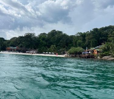 Rayong House | Benny family Beach house