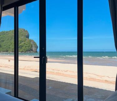 Pak Khlong House | Cape and Sea Resort