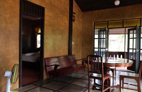 Mae On House | Baan Hugnam Homestay - แม่ออน