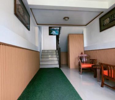 Lipa Noi Resort | Jigsaw Cafe & Resort