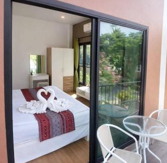 Rim Tai Hostel | River Bend Villas