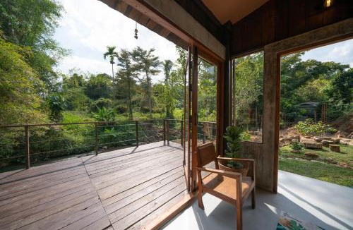 Mae Rim House | Cozy Home Saluang