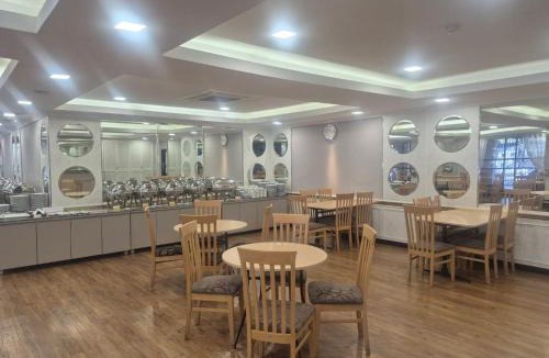 Dusit Hotel | โรงแรมสวนดุสิต เพลส